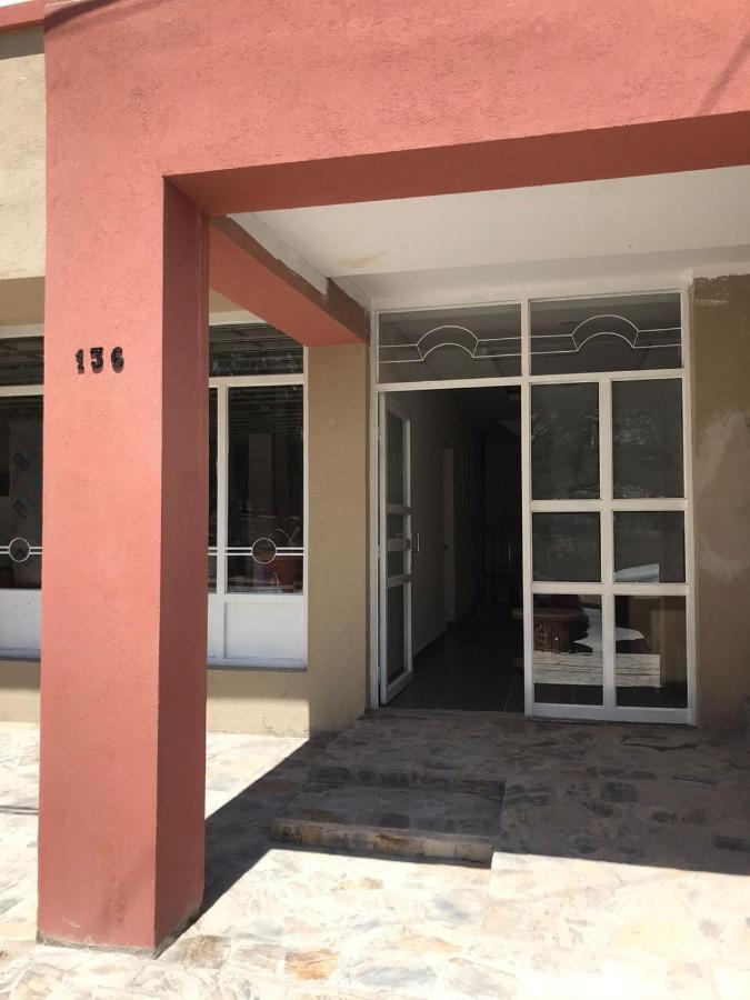 Guest House Salta Bagian luar foto